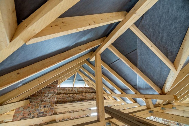 Comment planifier et réussir la rénovation de votre maison à Lille ?