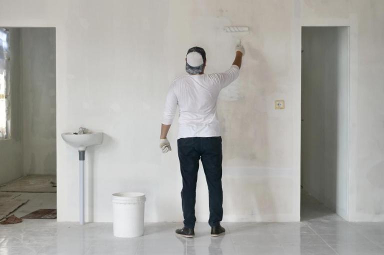 Quels travaux de peinture prévoir pour une rénovation à Lille ?